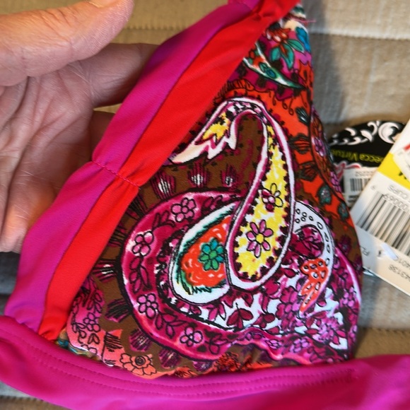 NEW, BECCA Fuchsia paisley Bikini Top, size medium - Picture 8 of 8